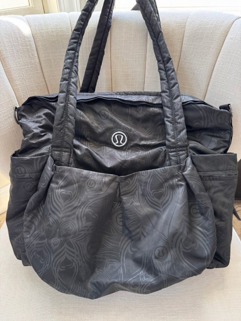 Lululemon Bag Tote Triumph Magnum Nesting Bird Black Gym School Pockets